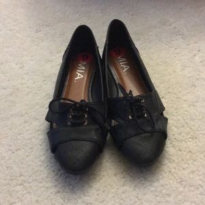 NEW Black lace up flats with cut outs